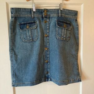 Style& Co Denim Skirt, NWOT!